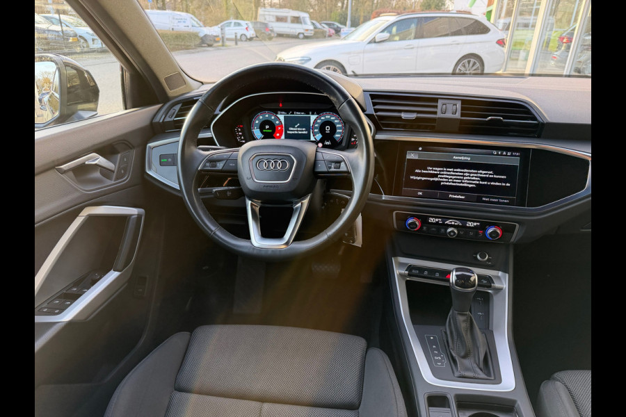 Audi Q3 Sportback 35 TFSI Advanced S Edition Automaat / 150 Pk / Navi / Cruise / Climate / Full Led / 20"Lichtmetaal.