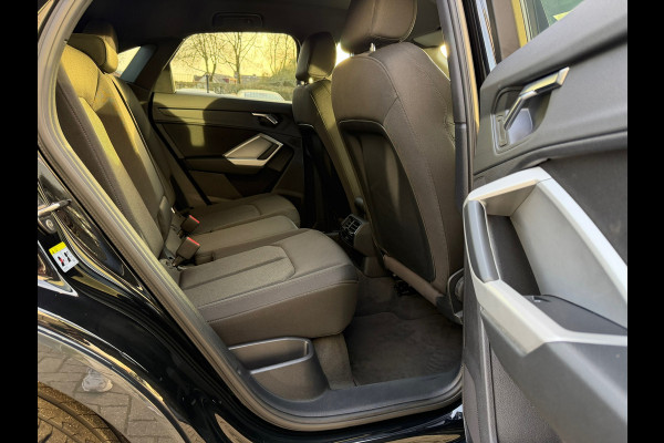 Audi Q3 Sportback 35 TFSI Advanced S Edition Automaat / 150 Pk / Navi / Cruise / Climate / Full Led / 20"Lichtmetaal.