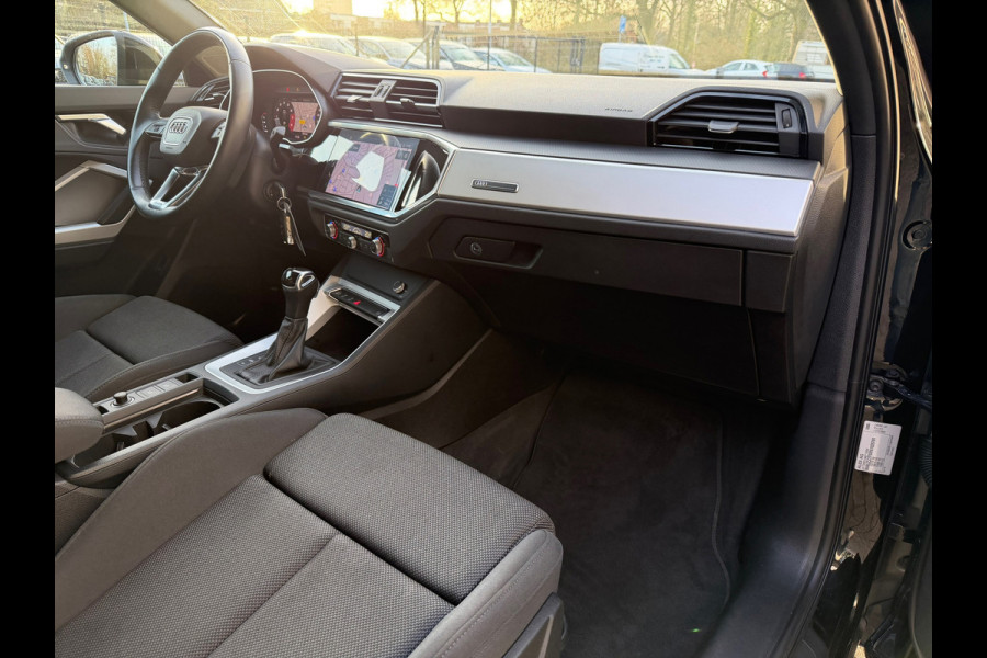 Audi Q3 Sportback 35 TFSI Advanced S Edition Automaat / 150 Pk / Navi / Cruise / Climate / Full Led / 20"Lichtmetaal.