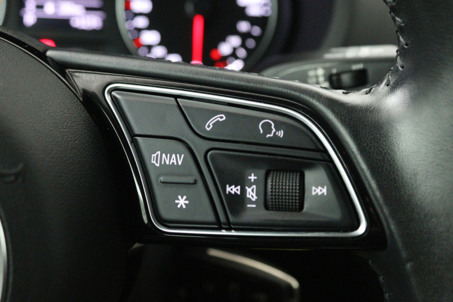 Audi A3 Sportback 1.5 TFSI CoD Design Pro Line Plus (CARPLAY NAVIGATIE, PARKEERSENSOREN, STOELVERWARMING, GOED ONDERHOUDEN)