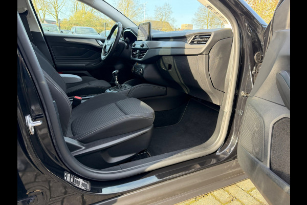 Ford FOCUS Wagon 1.0 EcoBoost Titanium X Business Navi / Cruise / Camera / Virtual Cockpit / Site Asist / Lichtmetaal.
