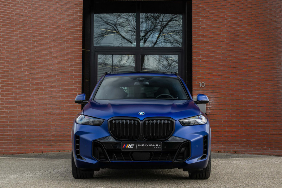 BMW X5 xDrive50e M-Sport Pro M-Seats Sky Individual Lack