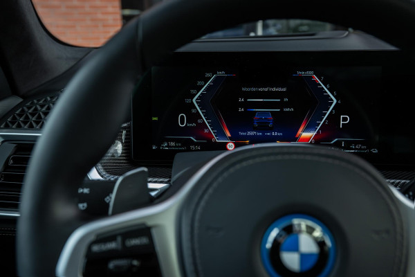 BMW X5 xDrive50e M-Sport Pro M-Seats Sky Individual Lack