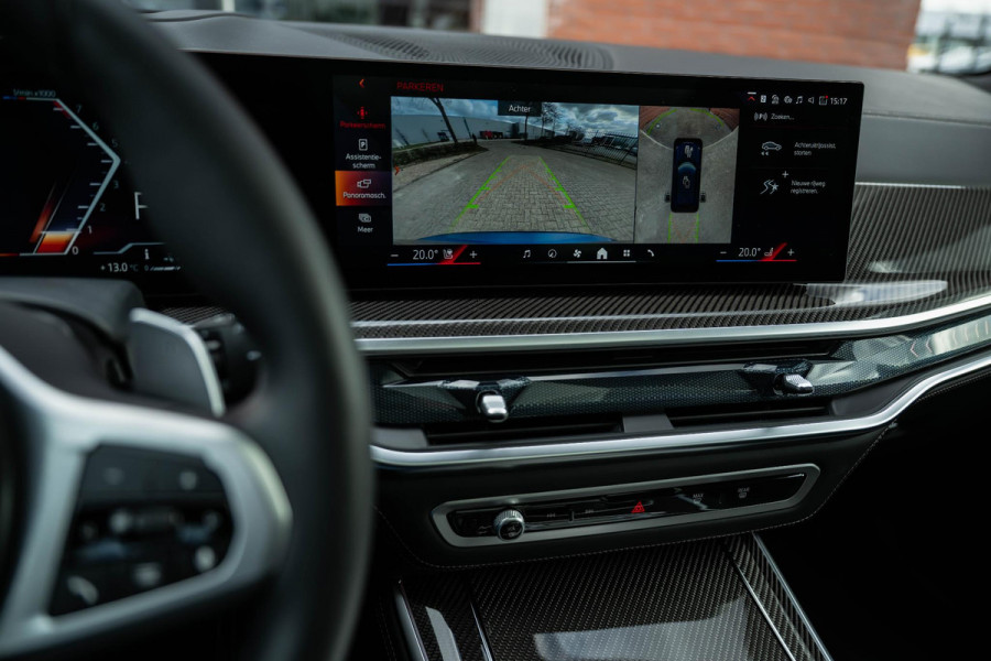 BMW X5 xDrive50e M-Sport Pro M-Seats Sky Individual Lack