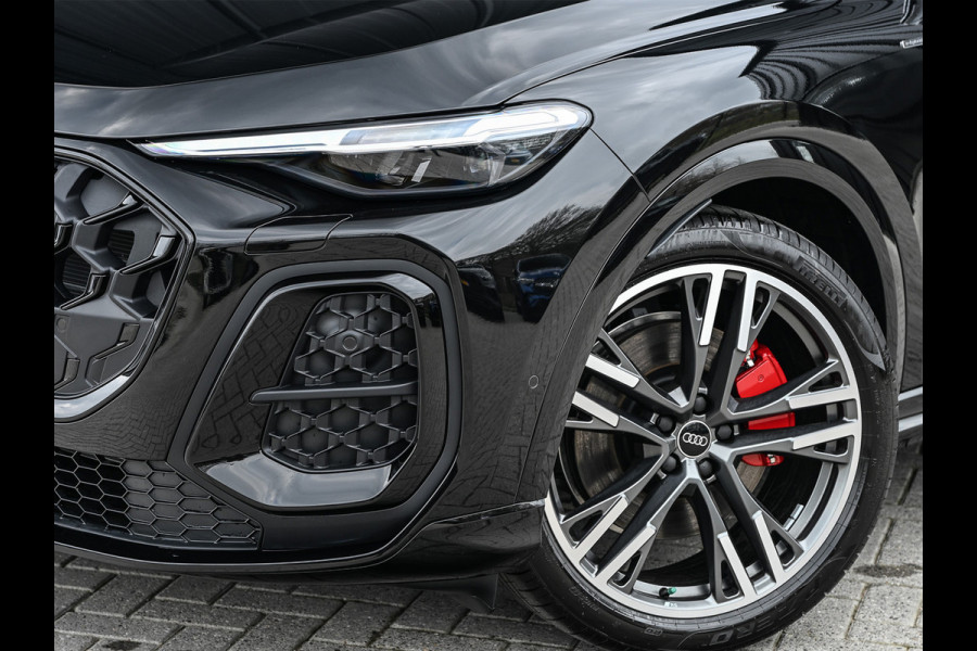 Audi Q5 Sportback 2.0 TFSI e-hybrid quattro S edition Competition | Luchtvering | S-Seats | Panorama dak | Trekhaak | Digital Oled | Adaptive Cruise | Tech Plus | 360 Camera | Memory | Ambiance interieur