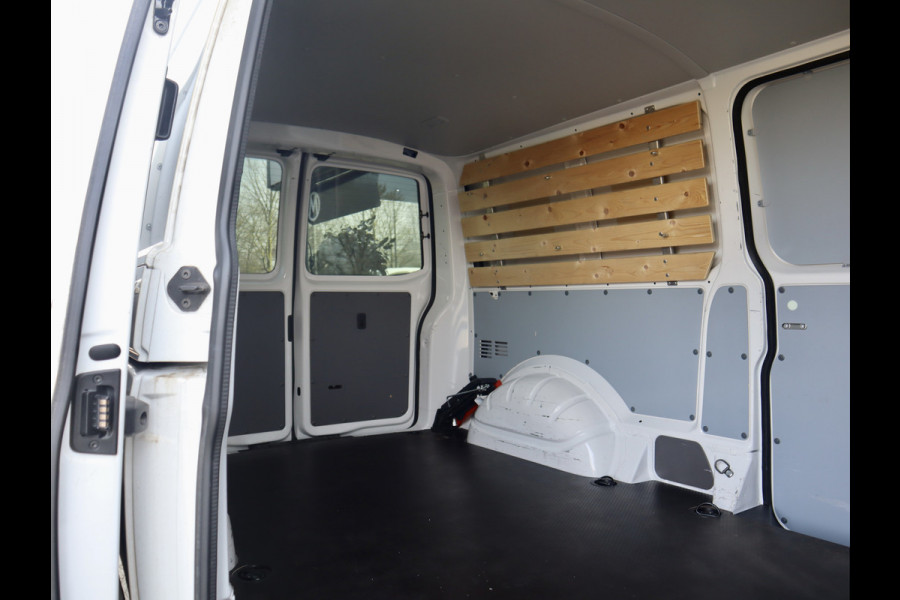Volkswagen Transporter 2.0 TDI 150PK DSG LANG ENKELE CABINE