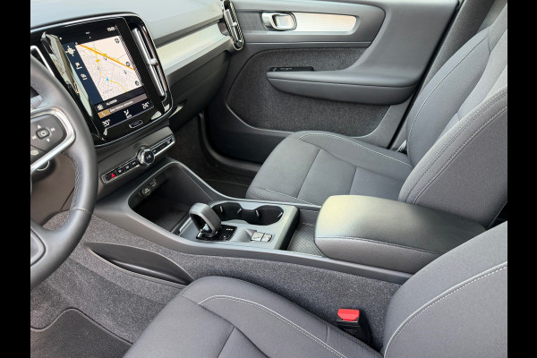 Volvo XC40 1.5 T4 Recharge Inscription Business / Navi / Climate / Cruise / Camera / 18".