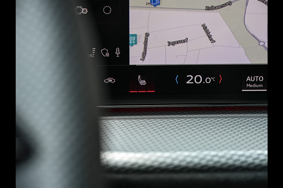 Audi Q5 Sportback 2.0 TFSI e-hybrid quattro S edition Competition | Seats | Panorama dak | B&O Sound | 360 Camera | Head-Up |  Luchtvering | Keyless | Trekhaak | Ambiance interieur