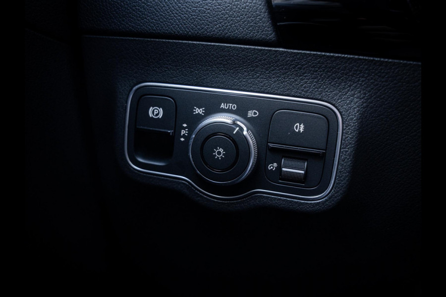 Mercedes-Benz GLA 250 e AMG Line - Facelift l Dealer OH l ACC l Camera