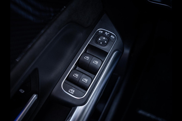 Mercedes-Benz GLA 250 e AMG Line - Facelift l Dealer OH l ACC l Camera