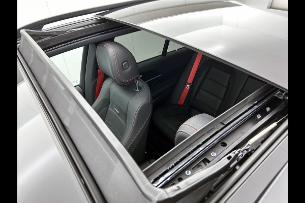 Mercedes-Benz GLE Mercedes-AMG 53 Hybrid 4MATIC+ AMG | Night Pakket | Panorama Schuif-Kanteldak | Burmester Surround-Soundsystem | Airmatic. Inclusief 24 maanden MB Certified garantie voor Europa.