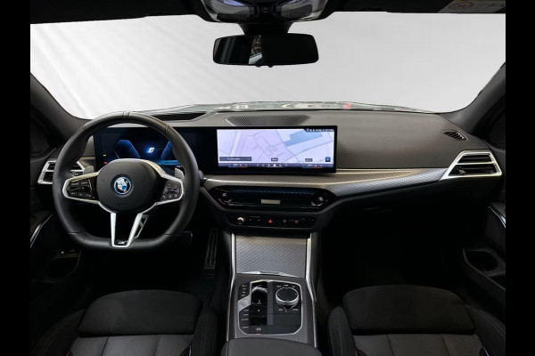 BMW 3 Serie Touring 330e xDrive M-SPORT ** LED, NAVI+, PANORAMA, TREKH, MEM, HuD, 19-inch LMV ** 1e EIG - UNFALLFREI - Ex BMW ** ** INFORMEER OOK NAAR ONZE AANTREKKELIJKE FINANCIAL-LEASE TARIEVEN **