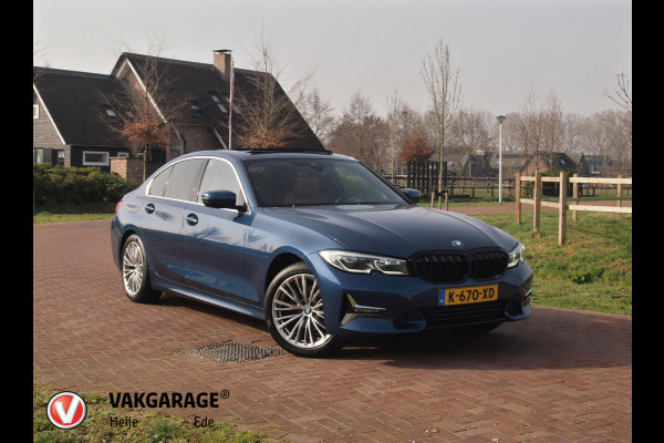 BMW 3 Serie 318i High Executive | Laser Led | Schuifdak | Camera | Sfeerverlichting | Sport stoelen leer | Zwarte Hemel |