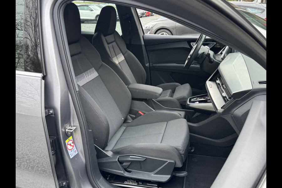 Audi Q4 e-tron 35 LAUNCH EDITION ADVANCED SPORT/PDC/NAVI