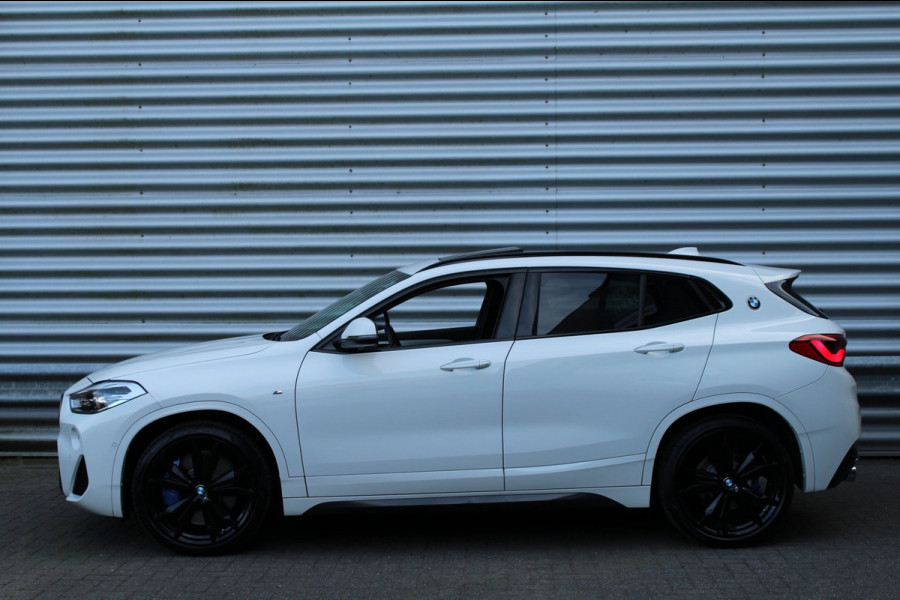 BMW X2 SDrive20i 192pk High Executive Edition AUTOMAAT NL-Auto NAP