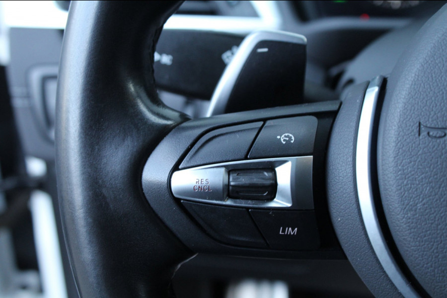 BMW X2 SDrive20i 192pk High Executive Edition AUTOMAAT NL-Auto NAP