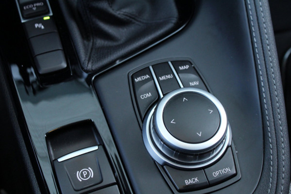 BMW X2 SDrive20i 192pk High Executive Edition AUTOMAAT NL-Auto NAP