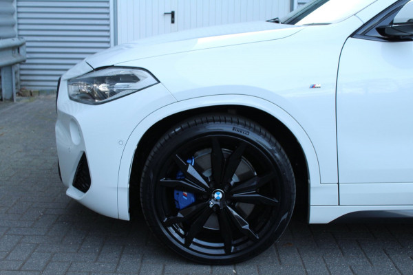 BMW X2 SDrive20i 192pk High Executive Edition AUTOMAAT NL-Auto NAP