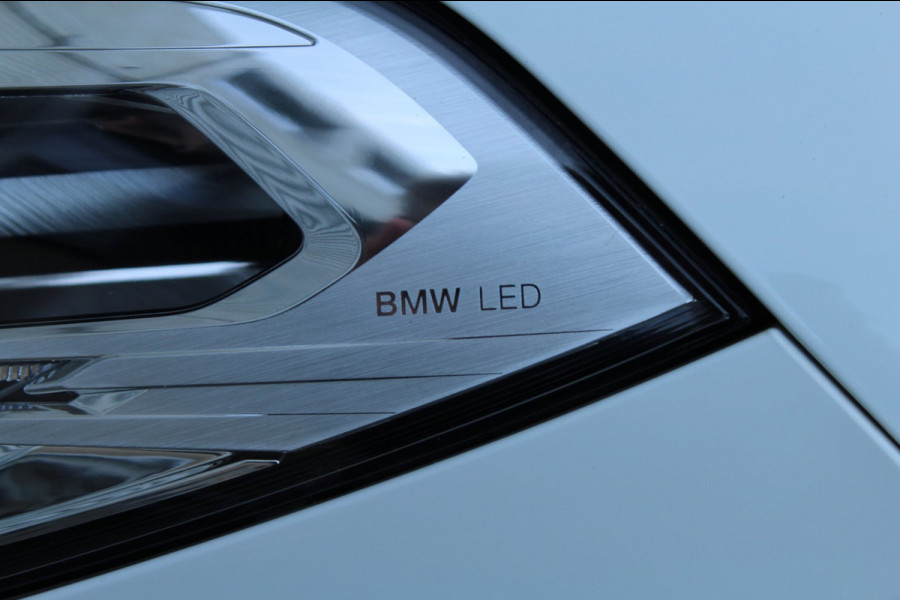 BMW X2 SDrive20i 192pk High Executive Edition AUTOMAAT NL-Auto NAP