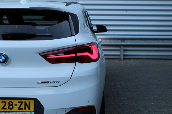 BMW X2 SDrive20i 192pk High Executive Edition AUTOMAAT NL-Auto NAP