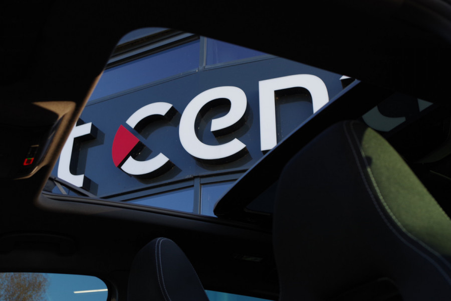 Škoda Karoq 1.5 TSI 150 PK Automaat ACT Sportline Business, Panoramadak, Winterpakket, Adap. Cruise Control, Keyless