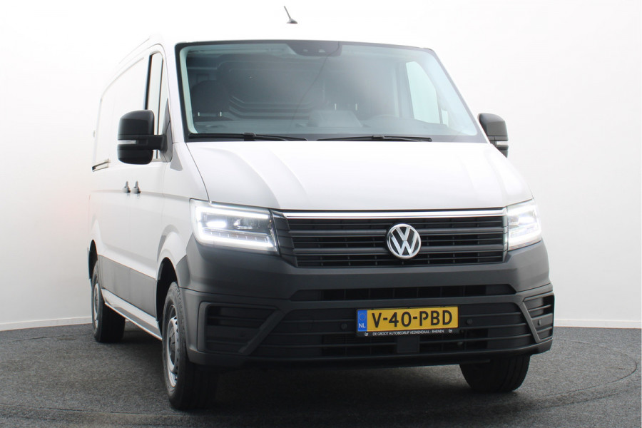 Volkswagen Crafter 35 2.0 TDI DSG 177 PK L3H2 Airco, Camera, ACC, Apple Carplay, Verwarmde Stoelen, LED, Trekhaak