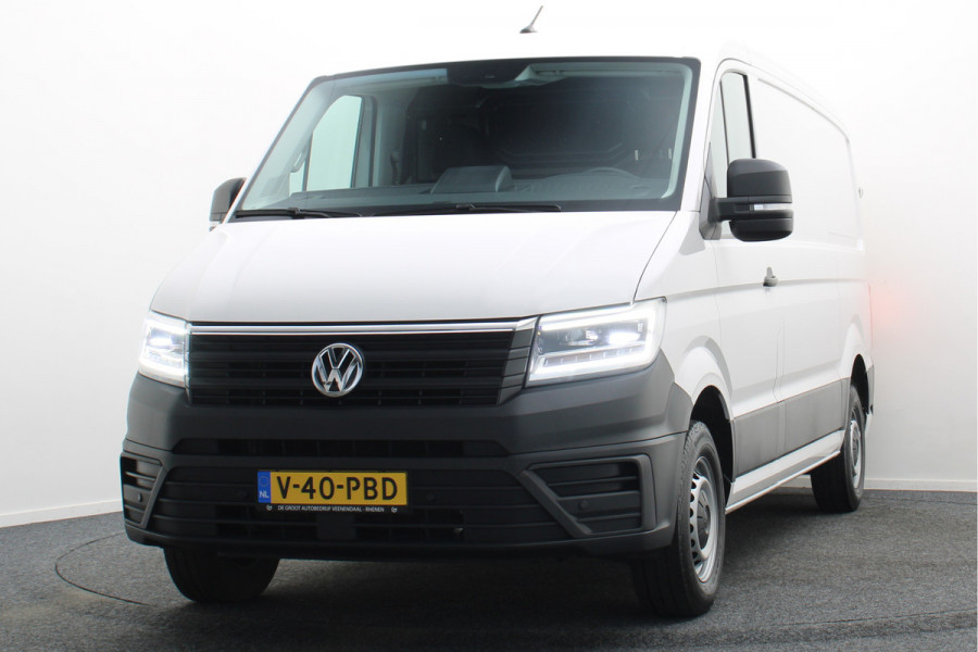Volkswagen Crafter 35 2.0 TDI DSG 177 PK L3H2 Airco, Camera, ACC, Apple Carplay, Verwarmde Stoelen, LED, Trekhaak