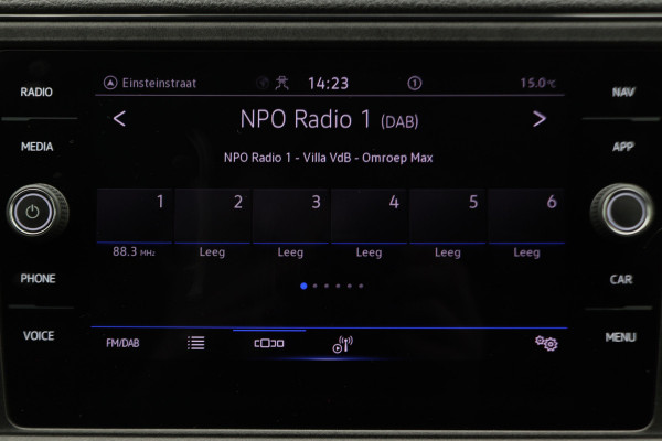 Volkswagen Crafter 35 2.0 TDI DSG 177 PK L3H2 Airco, Camera, ACC, Apple Carplay, Verwarmde Stoelen, LED, Trekhaak