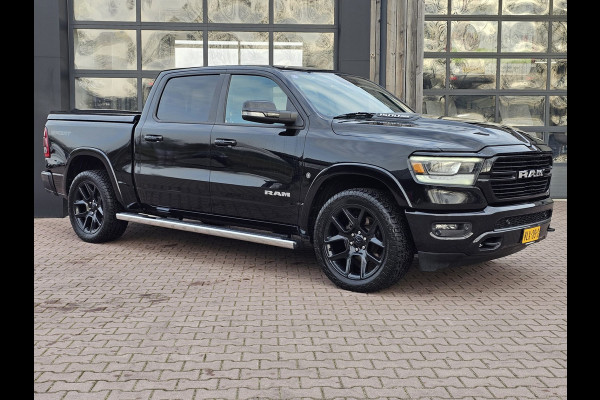 Dodge Ram 1500 5.7 V8 4x4 Crew Cab Laramie | Pano | Trekhaak | Leder | Alpine | Keyless | Camera | Sidesteps | Navi | 12" scherm | Klep uitlaat |
