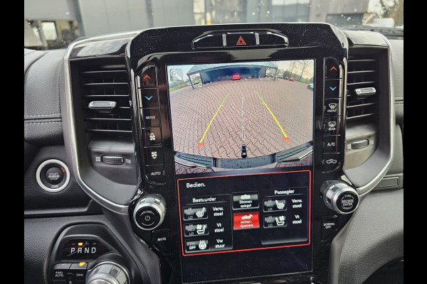 Dodge Ram 1500 5.7 V8 4x4 Crew Cab Laramie | Pano | Trekhaak | Leder | Alpine | Keyless | Camera | Sidesteps | Navi | 12" scherm | Klep uitlaat |