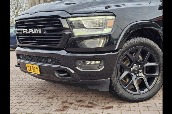 Dodge Ram 1500 5.7 V8 4x4 Crew Cab Laramie | Pano | Trekhaak | Leder | Alpine | Keyless | Camera | Sidesteps | Navi | 12" scherm | Klep uitlaat |