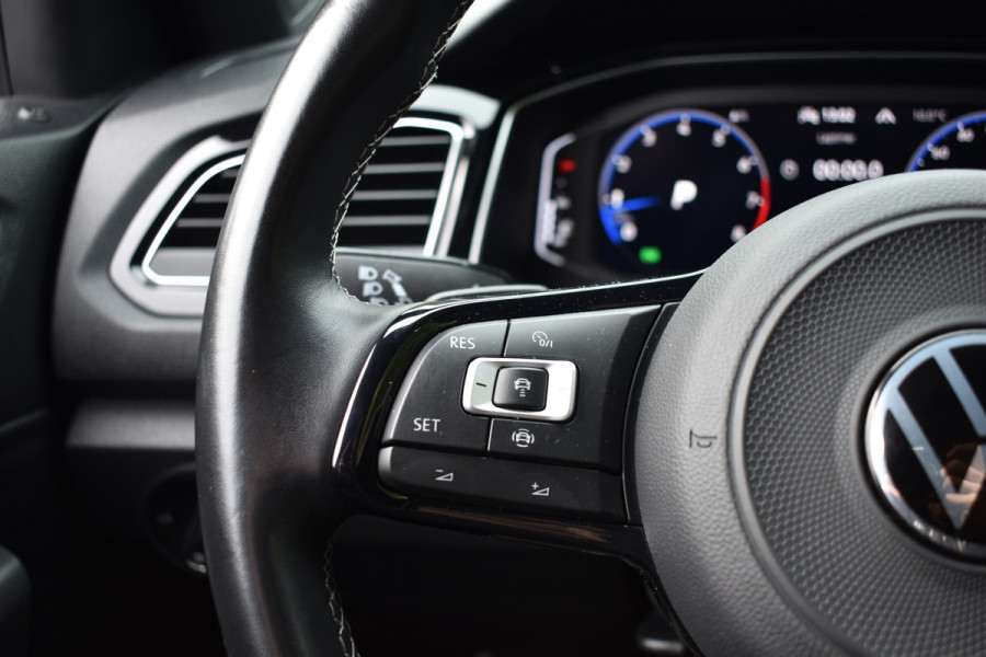 Volkswagen T-Roc R 2.0 TSI 300PK DSG 4MOTION R-SPORT LEDER/CAMERA/NAVI/VIRTUAL