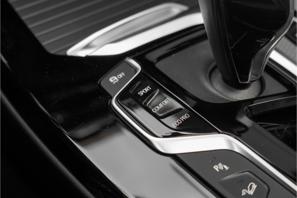 BMW X3 M40i xDrive High Executive Pano ACC Trekhaak HUD