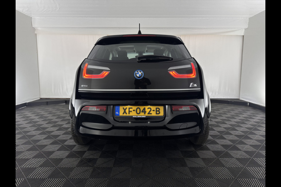 BMW i3 S 120Ah 42 kWh [ 3-Fase ] *ACCUCEL DEFECT / RANGE 151KM* *HEAT-PUMP | PANO | ADAPTIVE-CRUISE | LEATHER-FABRIC | FULL-LED | HARMAN/KARDON | HEATED-COMFORTSEATS | NAVI-FULLMAP | DAB+ | ECC | PDC | 18''ALU*