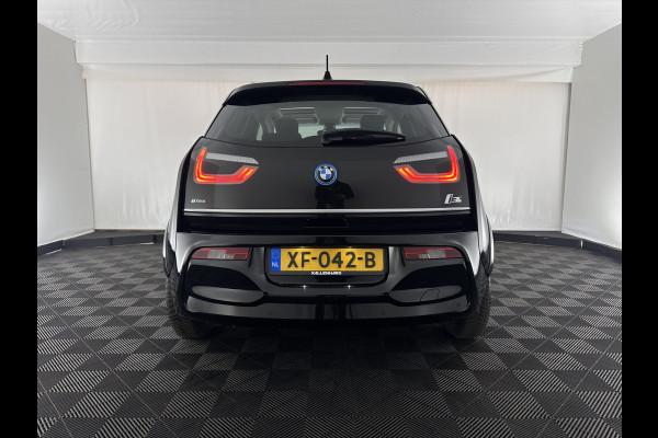 BMW i3 S 120Ah 42 kWh [ 3-Fase ] *ACCUCEL DEFECT / RANGE 151KM* *HEAT-PUMP | PANO | ADAPTIVE-CRUISE | LEATHER-FABRIC | FULL-LED | HARMAN/KARDON | HEATED-COMFORTSEATS | NAVI-FULLMAP | DAB+ | ECC | PDC | 18''ALU*