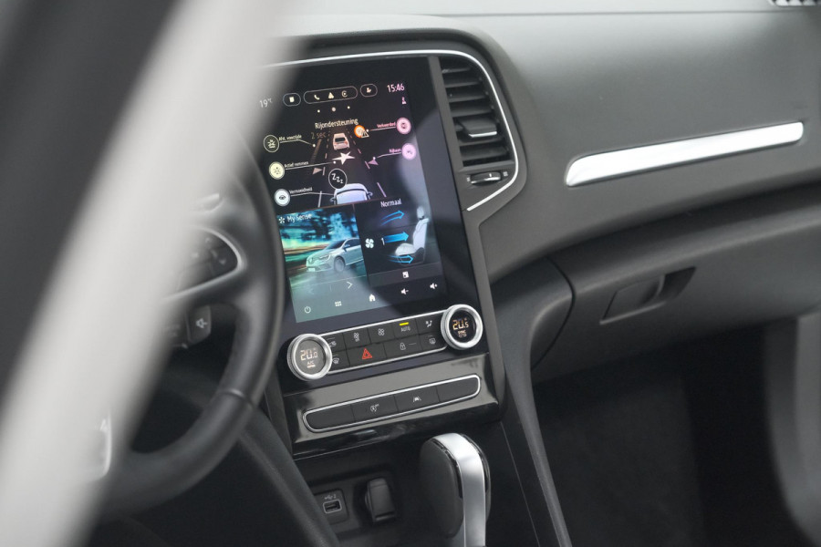 Renault Mégane Estate TCe 140 EDC Techno | Trekhaak | Camera | Navigatie | 9.3 Inch Groot Scherm