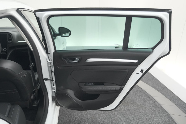 Renault Mégane Estate TCe 140 EDC Techno | Trekhaak | Camera | Navigatie | 9.3 Inch Groot Scherm