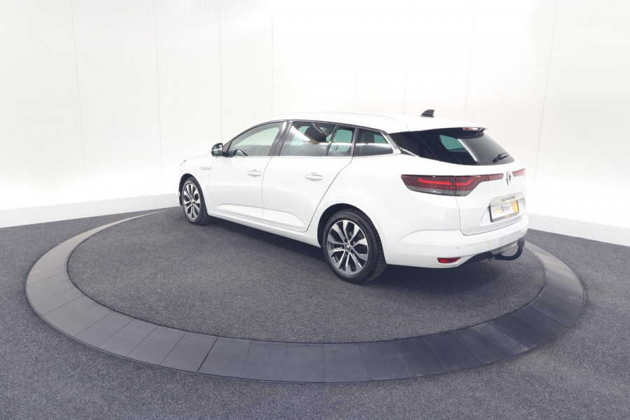 Renault Mégane Estate TCe 140 EDC Techno | Trekhaak | Camera | Navigatie | 9.3 Inch Groot Scherm