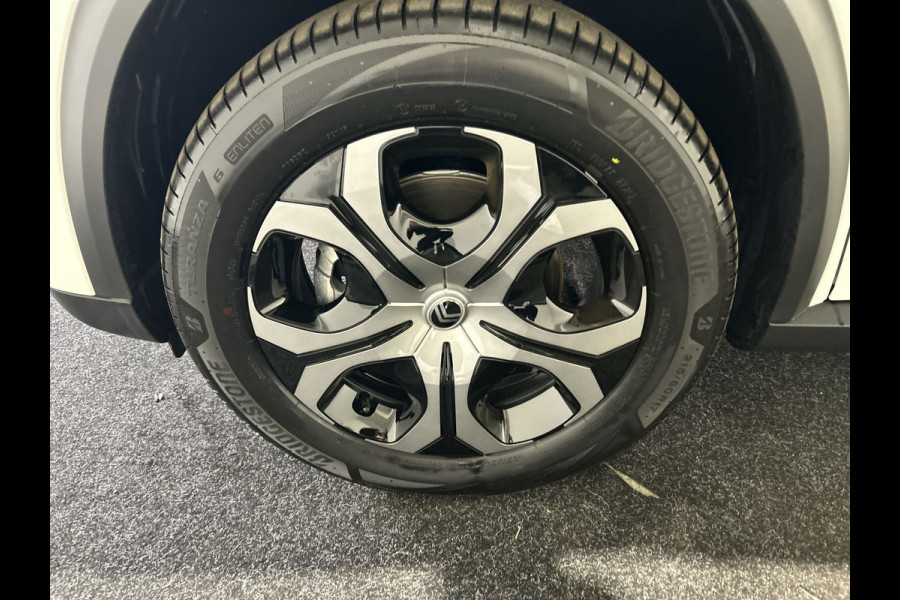 Citroën Ë-C3 Aircross Plus 113pk Comfort Range 44 kWh 11 kw lader | Apple Carplay | Parkeercamera | Zwart dak! nieuw! vanuit voorraad leverbaar