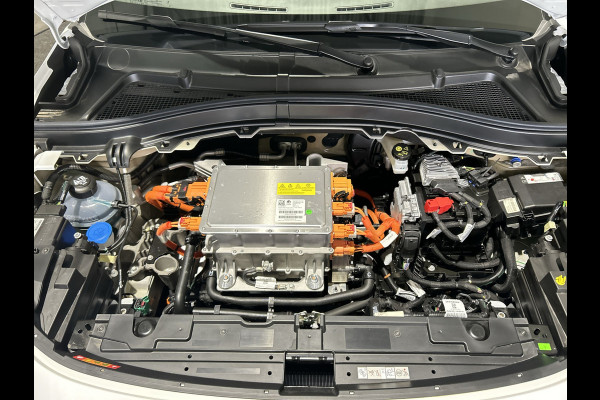 Citroën Ë-C3 Aircross Plus 113pk Comfort Range 44 kWh 11 kw lader | Apple Carplay | Parkeercamera | Zwart dak! nieuw! vanuit voorraad leverbaar