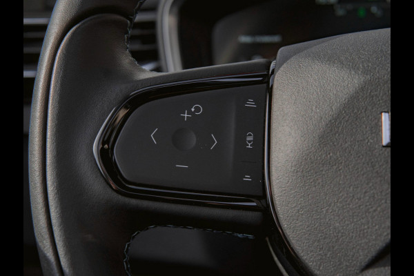 Lynk & Co 01 1.5 Black Edition Panoramadak|Camera|ACC|Stoelverwarming|Navi|Carplay