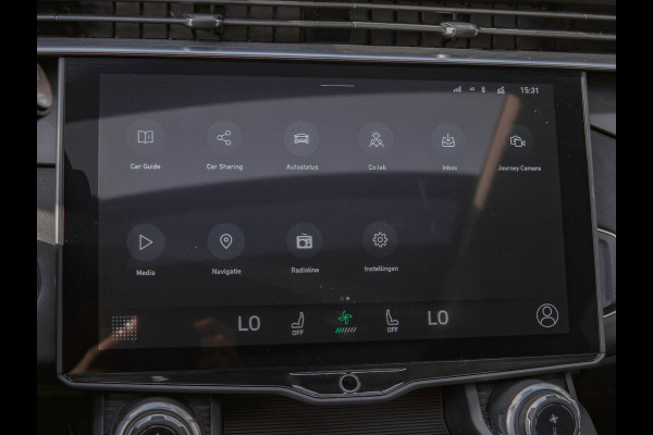 Lynk & Co 01 1.5 Black Edition Panoramadak|Camera|ACC|Stoelverwarming|Navi|Carplay