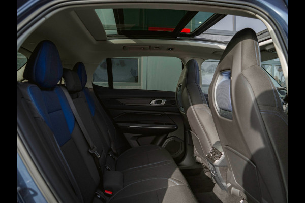 Lynk & Co 01 1.5 Black Edition Panoramadak|Camera|ACC|Stoelverwarming|Navi|Carplay