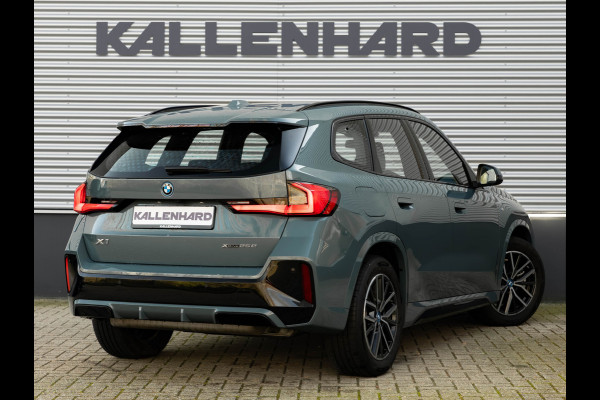 BMW X1 xDrive25e M-Sport - Premium Pack - Camera - Stoelverwarming
