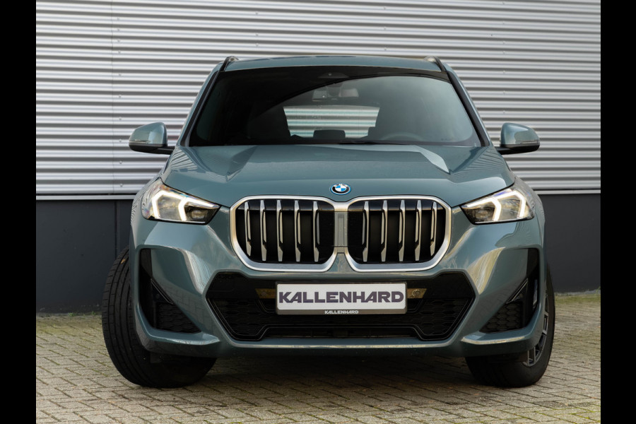 BMW X1 xDrive25e M-Sport - Premium Pack - Camera - Stoelverwarming