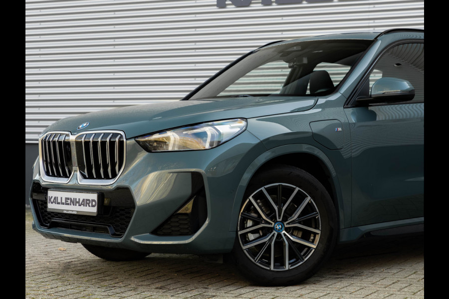 BMW X1 xDrive25e M-Sport - Premium Pack - Camera - Stoelverwarming