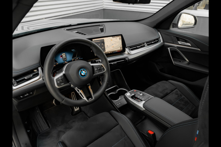 BMW X1 xDrive25e M-Sport - Premium Pack - Camera - Stoelverwarming
