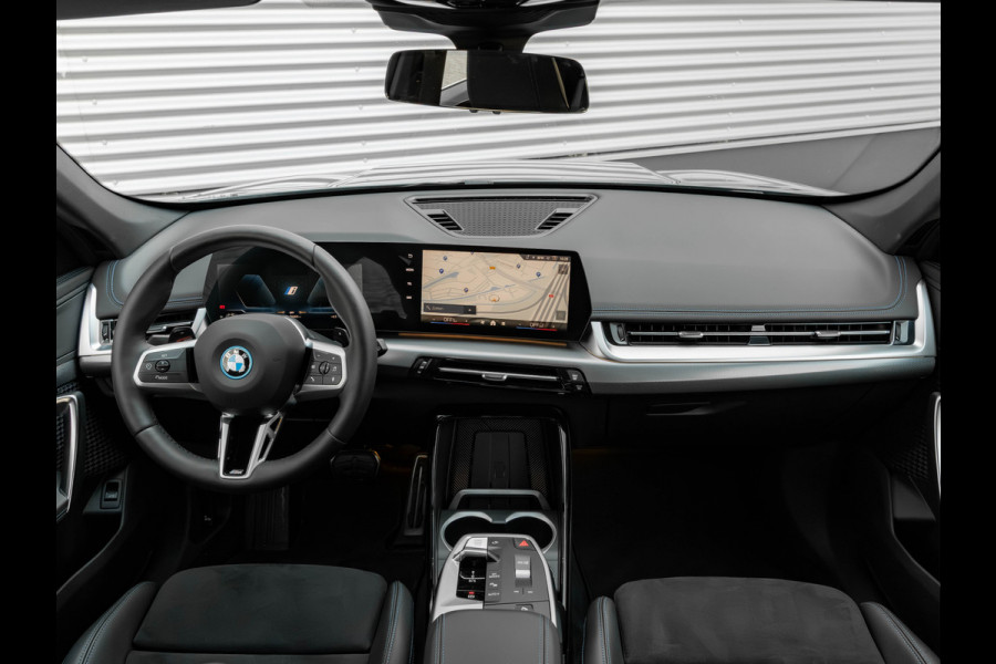 BMW X1 xDrive25e M-Sport - Premium Pack - Camera - Stoelverwarming
