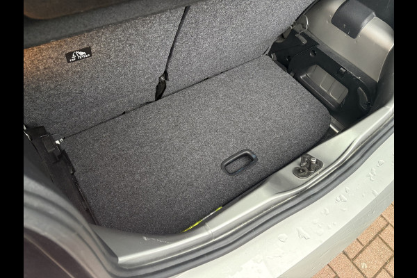 Volkswagen up! 1.0 BMT Comfortline 5-drs. AIRCO/DAB/MEDIA