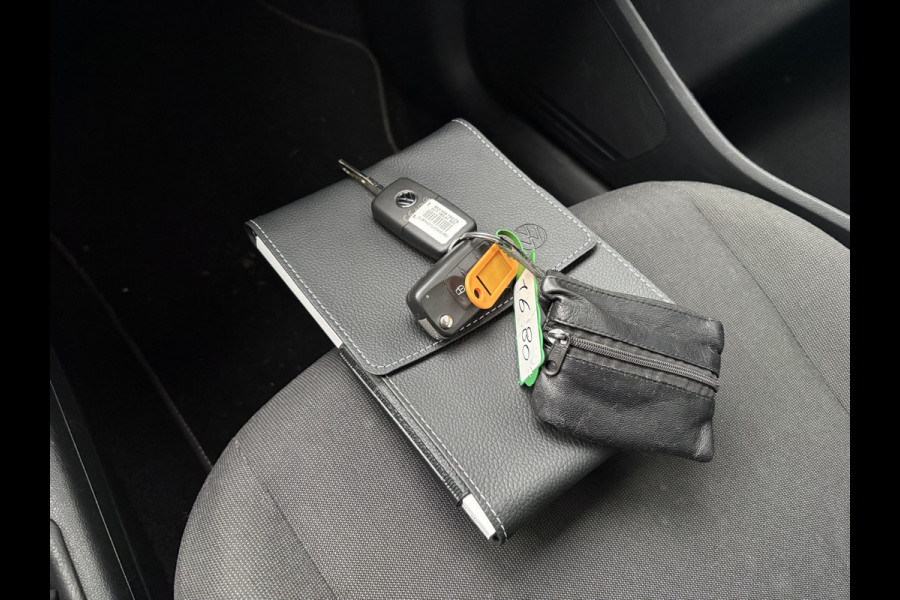 Volkswagen up! 1.0 BMT Comfortline 5-drs. AIRCO/DAB/MEDIA